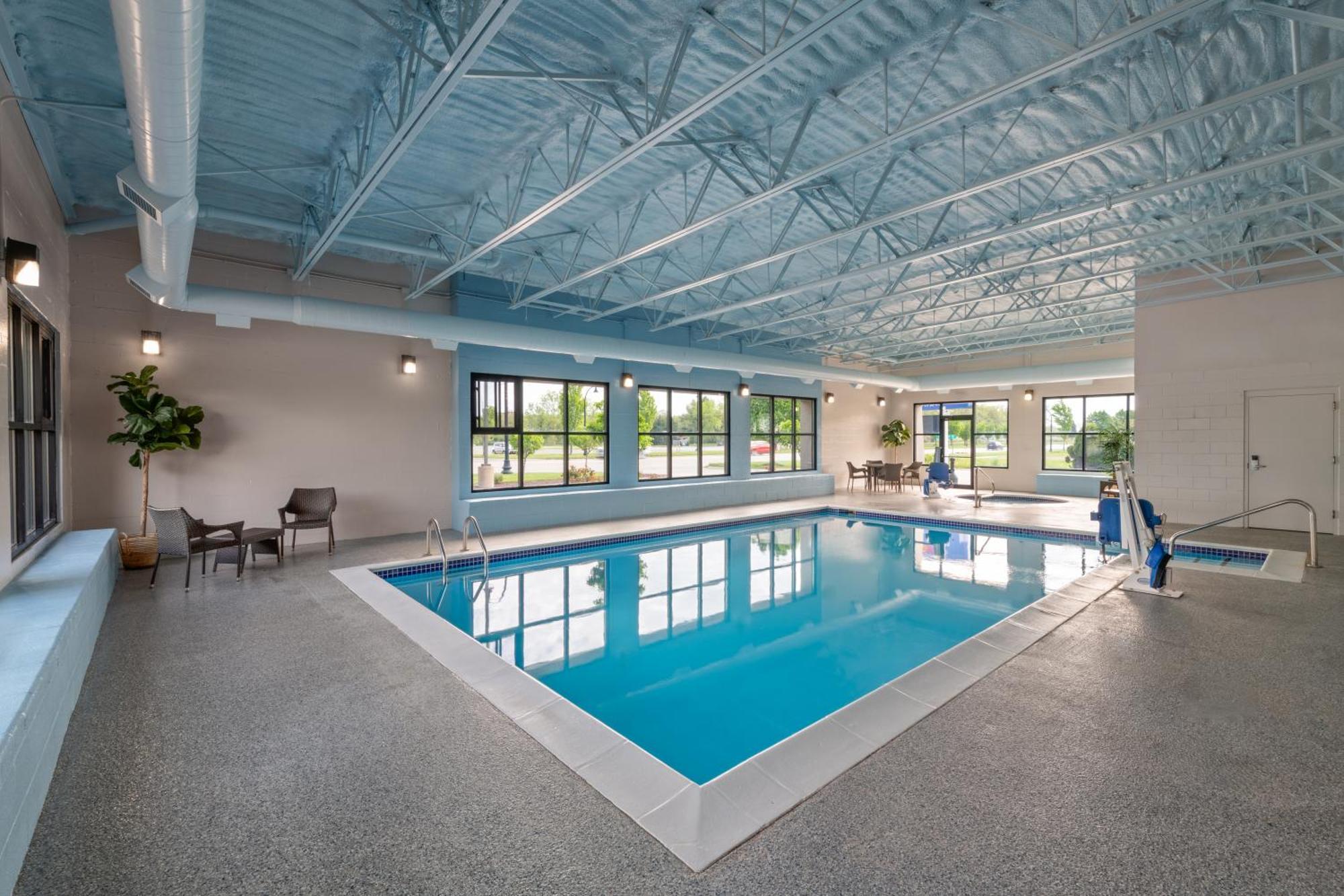 Baymont By Wyndham Mt. Pleasant Hotel Mount Pleasant Bagian luar foto